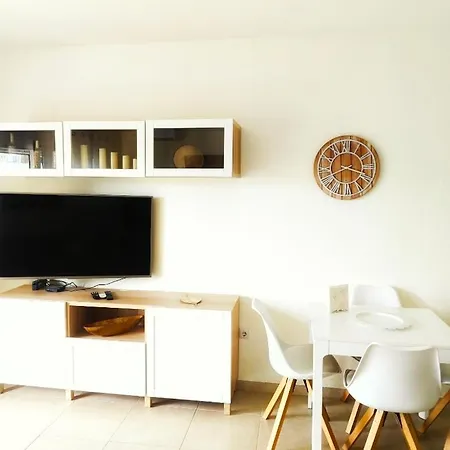 Апартаменты Benalbeach Vistas Al Mar *